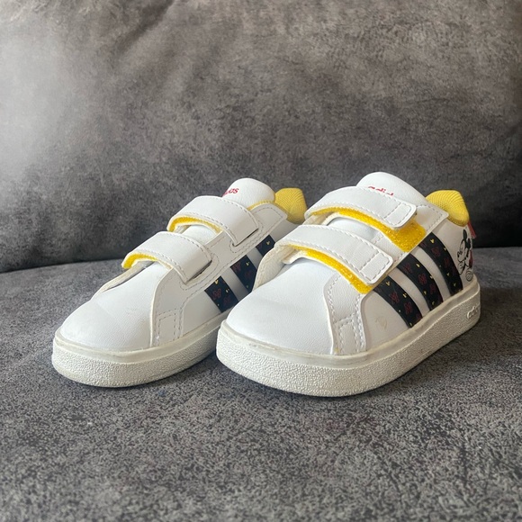 Adidas kids grand court 2.0 tennis shoes - Picture 4 of 7